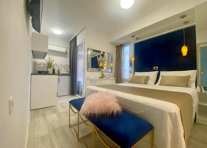 Guest house Luxury Marinovic 3*