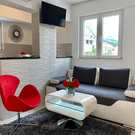 Pensjonat Luxury Marinovic 3*