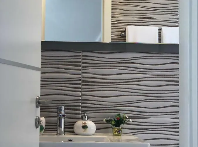 Konukevi Luxury Marinovic 3*